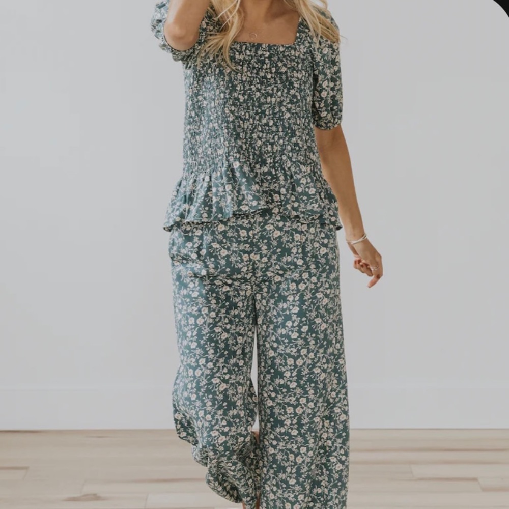 ✨ROOLEE BOUTIQUE LIGHTWEIGHT TEAL FLORAL SET✨